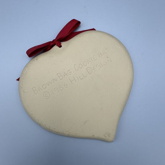 Vtg Brown Bag Cookie Art 1986 Heart Shape Tulip Heart Design Cookie Pottery Mold - Picture 2 of 7